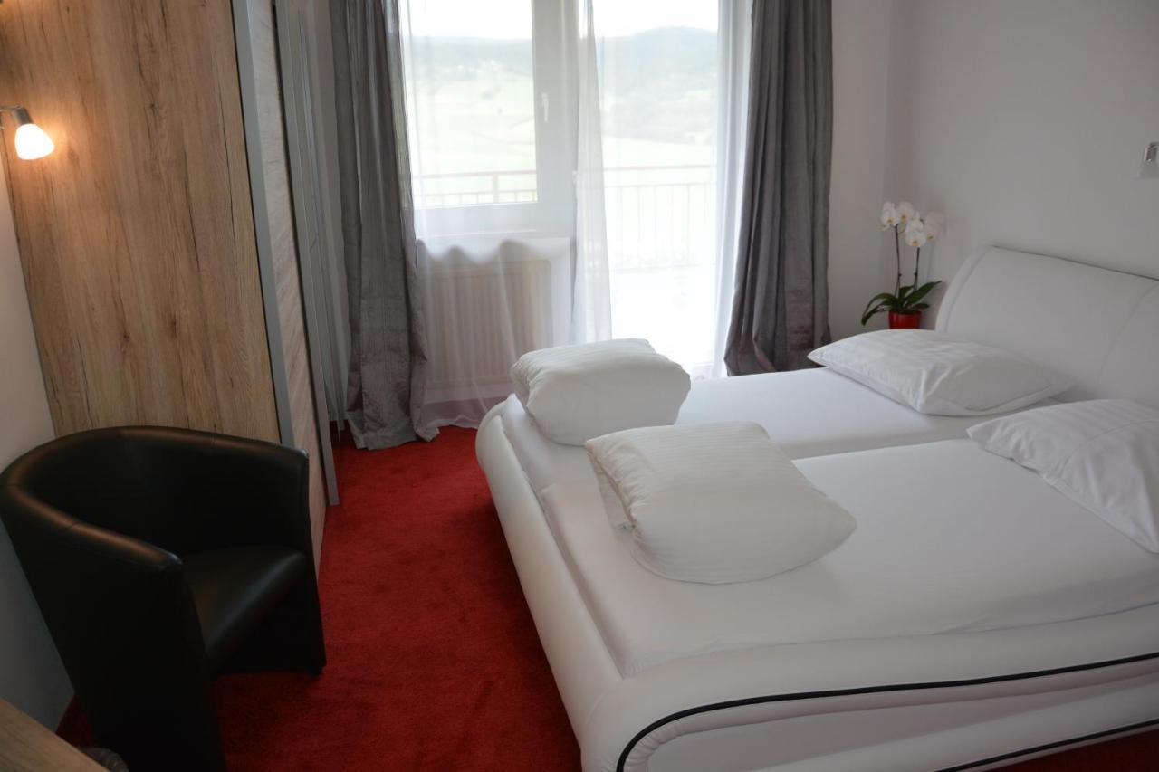 Hotel Boehmerwaldhof Улрихсберг Екстериор снимка